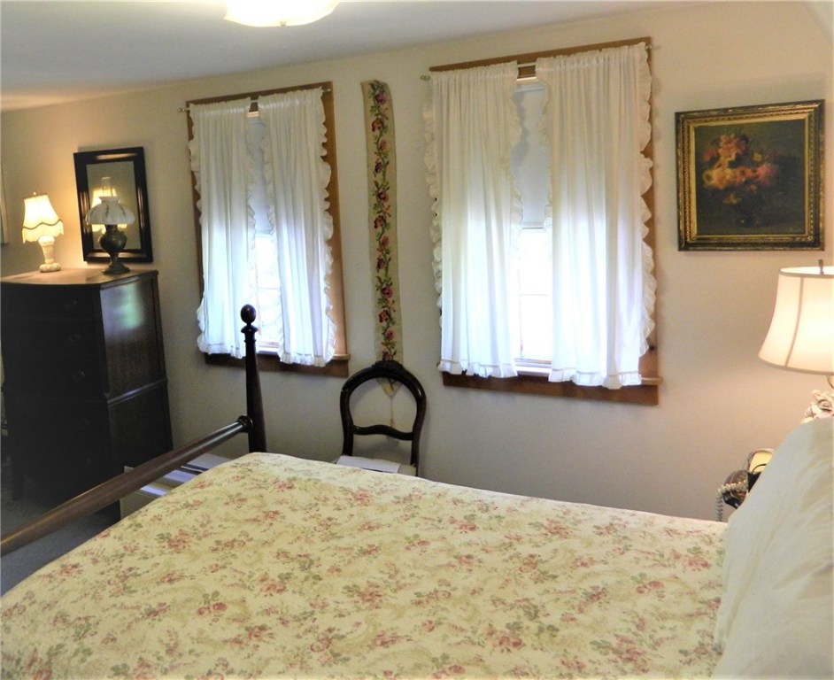 228 S Road South Kingstown, RI 02879 - Photo 24 of 32 Gallery Image 24