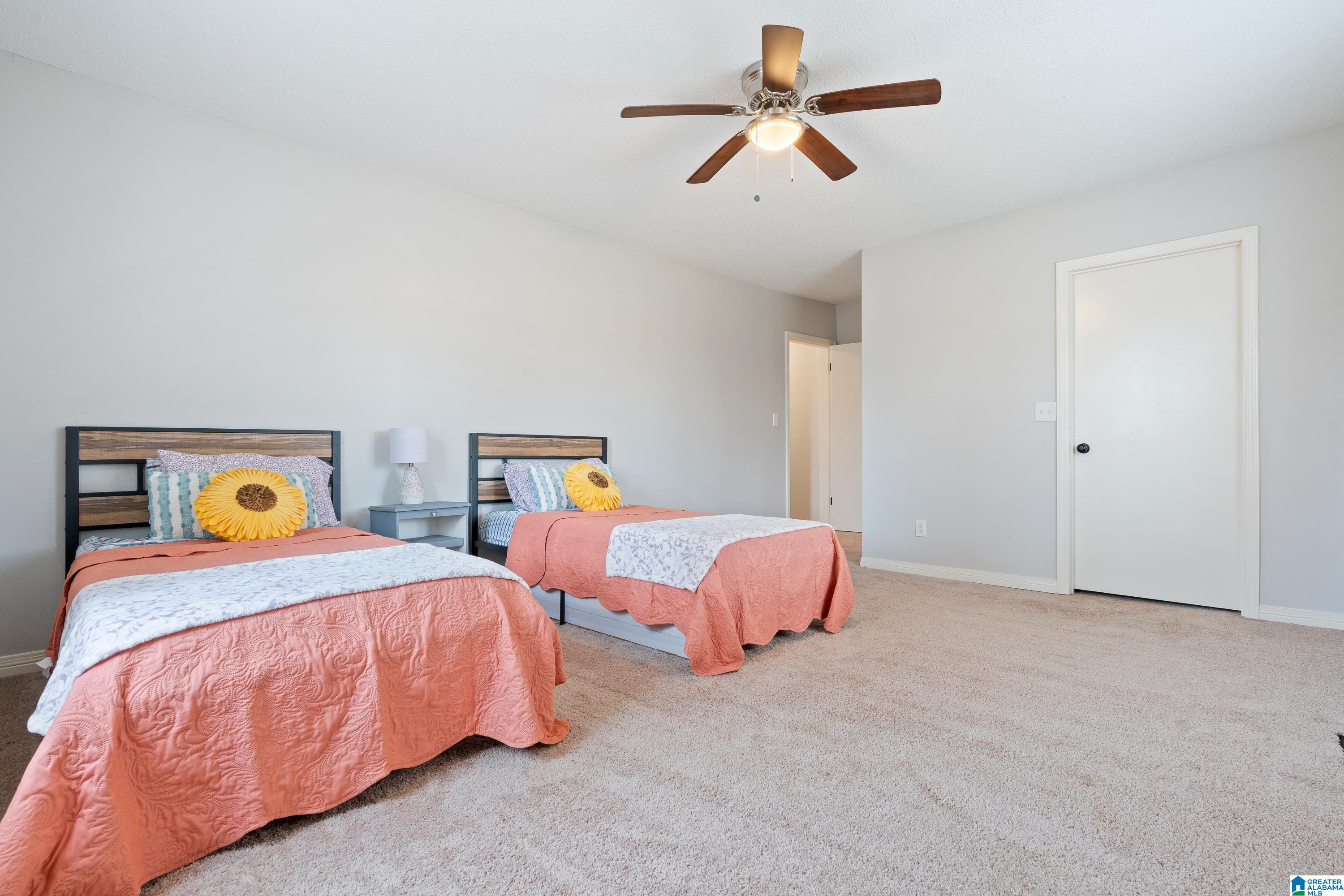 2038 Eastern Valley Road Bessemer, AL 35022 - Photo 24 of 33