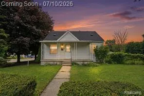 $215,000 | 1642 Lathers Street, Garden City, MI 48135