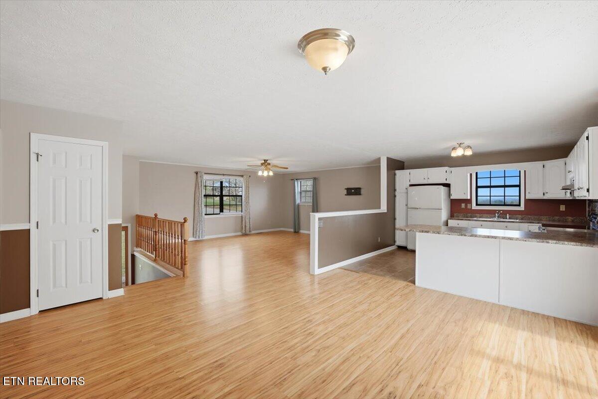 239 Bello Road Tazewell, TN 37879 - Photo 13 of 39 13-239_Bello_Rd_011