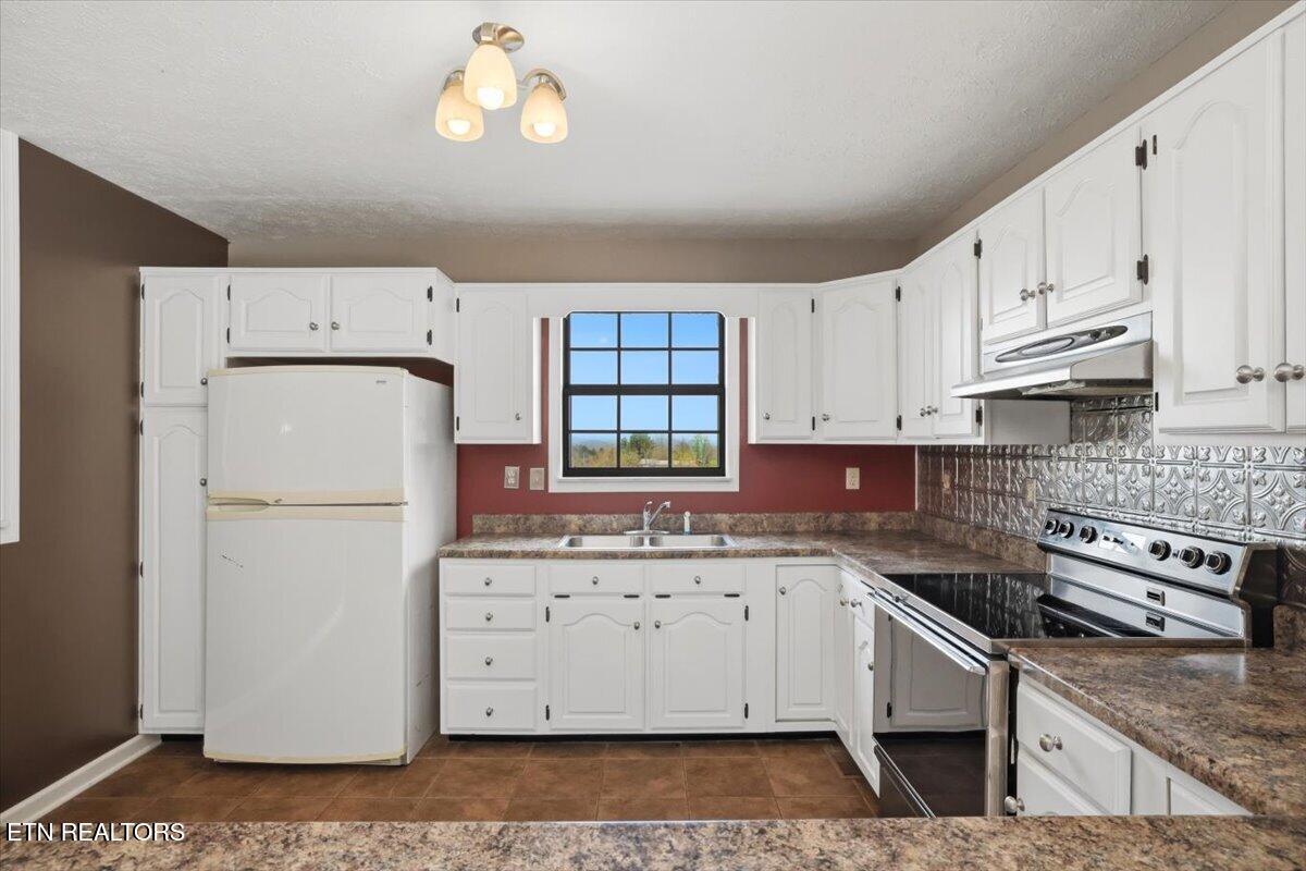 239 Bello Road Tazewell, TN 37879 - Photo 15 of 39 18-239_Bello_Rd_016