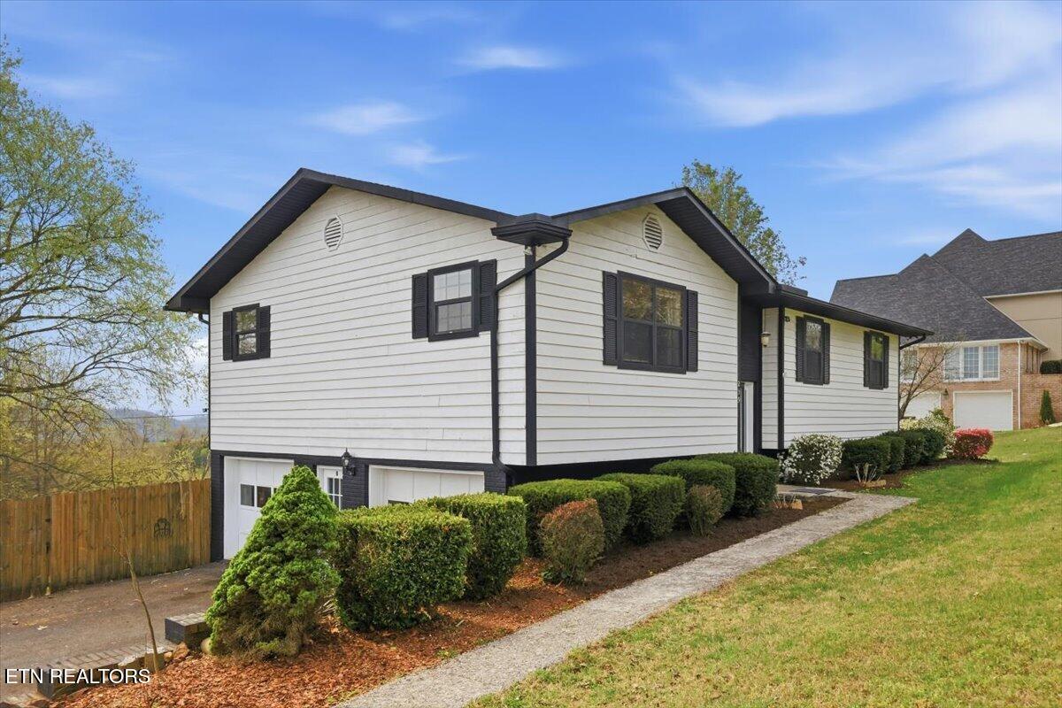 239 Bello Road Tazewell, TN 37879 - Photo 5 of 39 03-239_Bello_Rd_006