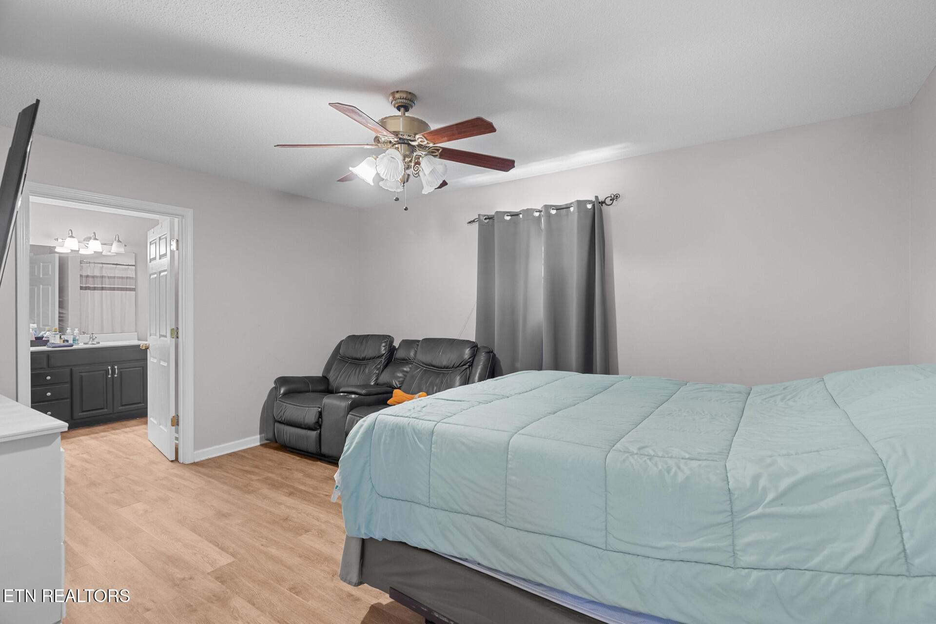 188 Walker Ford Road Maynardville, TN 37807 - Photo 16 of 34 188 13