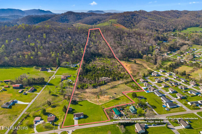 188 Walker Ford Road Maynardville, TN 37807 - Photo 2 of 34 188 30