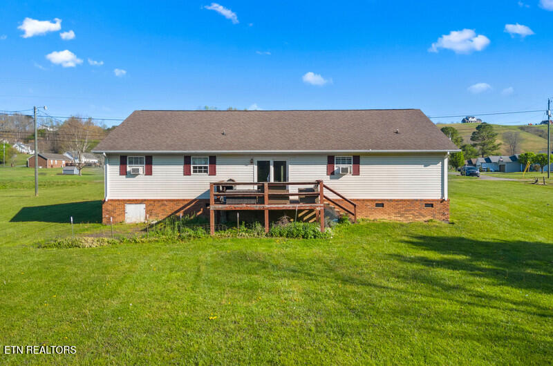 188 Walker Ford Road Maynardville, TN 37807 - Photo 5 of 34 188 3