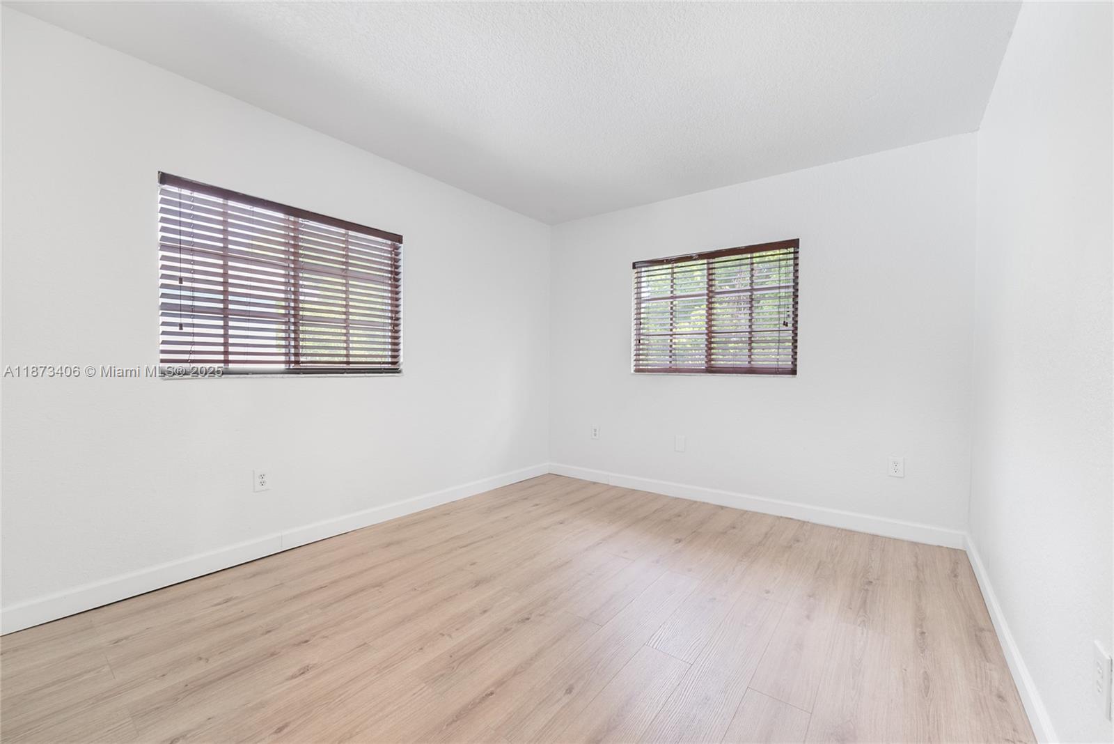 410 Northwest 20th Street, Unit 5 Miami, FL 33136 - Photo 11 of 15