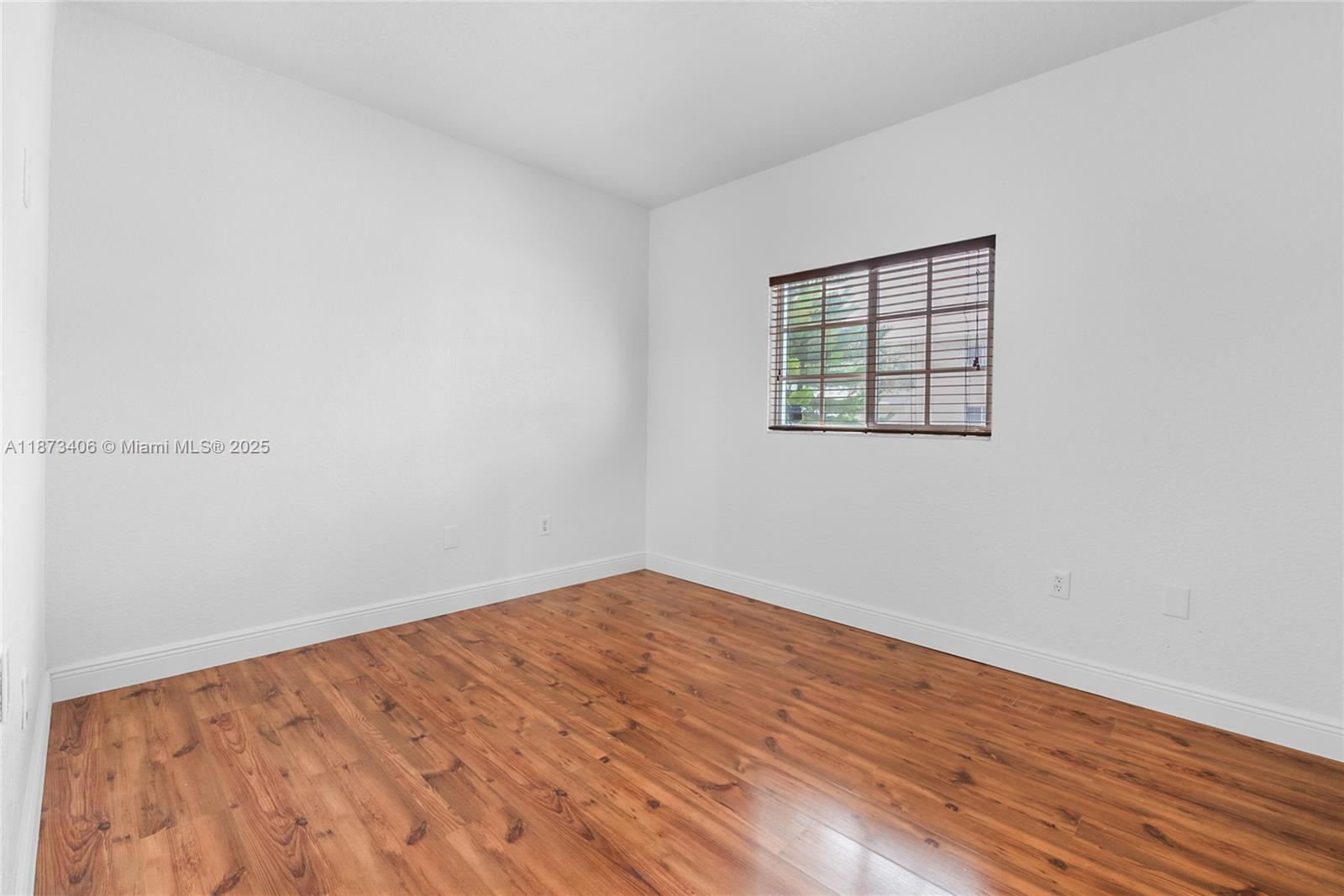 410 Northwest 20th Street, Unit 5 Miami, FL 33136 - Photo 4 of 15