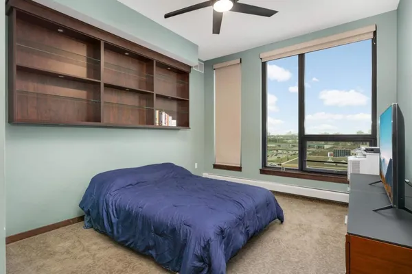 $4,395 | 1240 South 2nd Street, Unit 701, Minneapolis, MN 55415