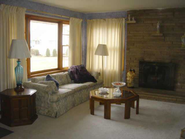 941 Enfield Road Columbus, OH 43209 - Photo 3 of 5