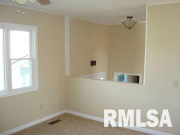 1760 East Grange Hall Road Murphysboro, IL 62966 - Photo 8 of 15 Gallery Image 8