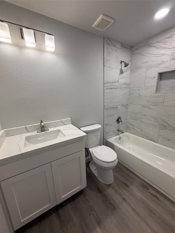 1919 East Crosby Road Carrollton, TX 75006 - Photo 11 of 12