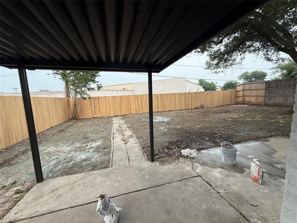 1919 East Crosby Road Carrollton, TX 75006 - Photo 12 of 12