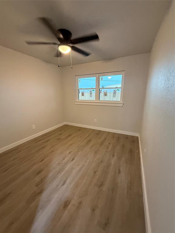 1919 East Crosby Road Carrollton, TX 75006 - Photo 10 of 12