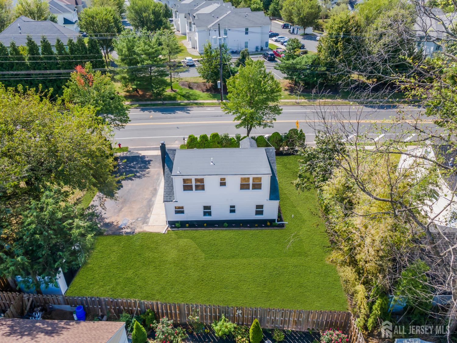 37 North Randolphville Road Piscataway, NJ 08854 - Photo 24 of 31 an aerial view of a house with a garden