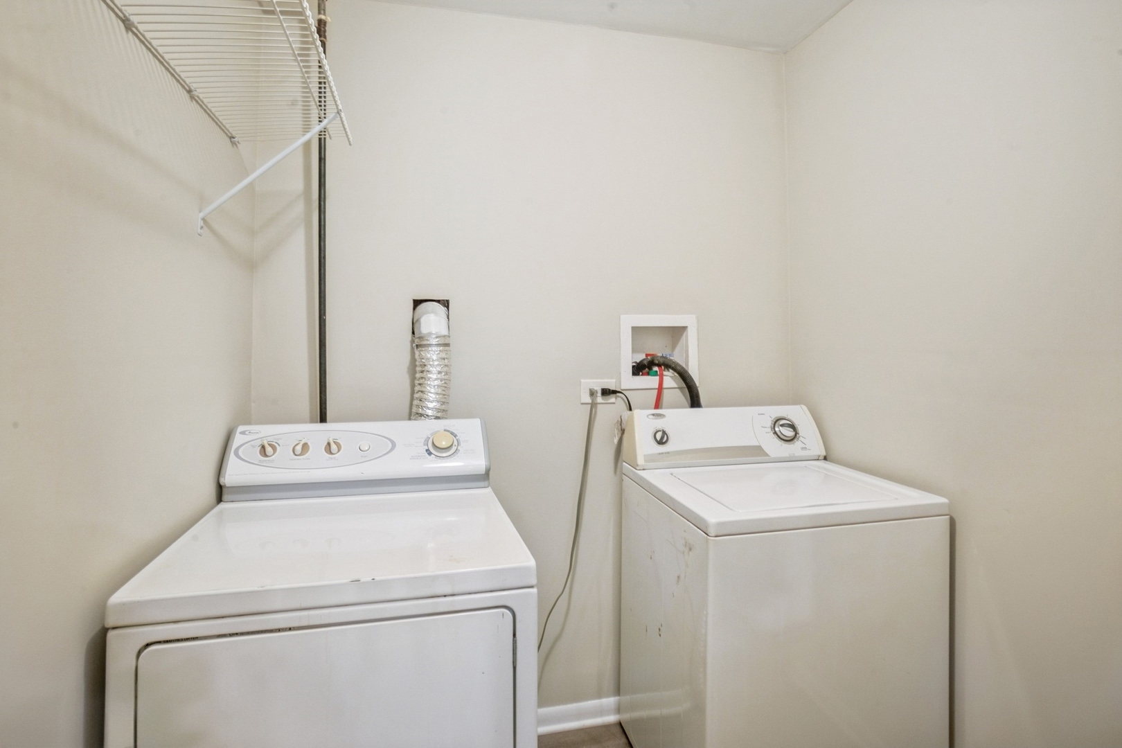 520 Landmeier Road Elk Grove Village, IL 60007 - Photo 13 of 15 Gallery Image 13
