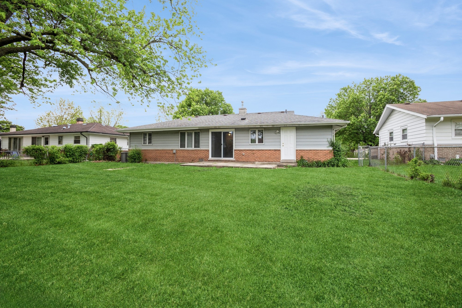 520 Landmeier Road Elk Grove Village, IL 60007 - Photo 14 of 15 Gallery Image 14