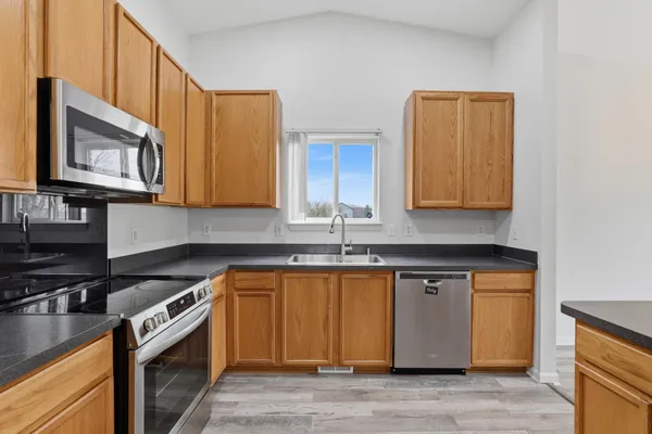 $385,000 | 42122 Richmond Drive, Belleville, MI 48111