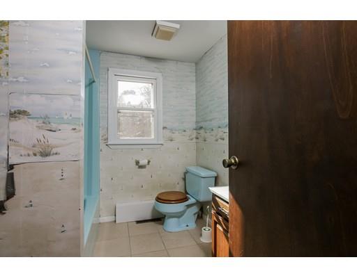118 Undine Circle Springfield, MA 01109 - Photo 12 of 21