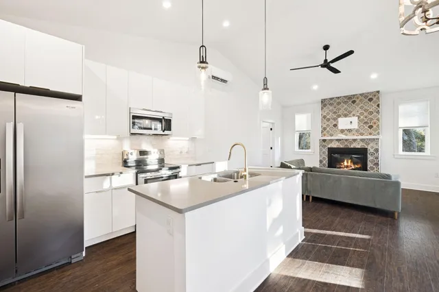 $1,299,000 | 1763 Bay Grove Road, Freeport, FL 32439