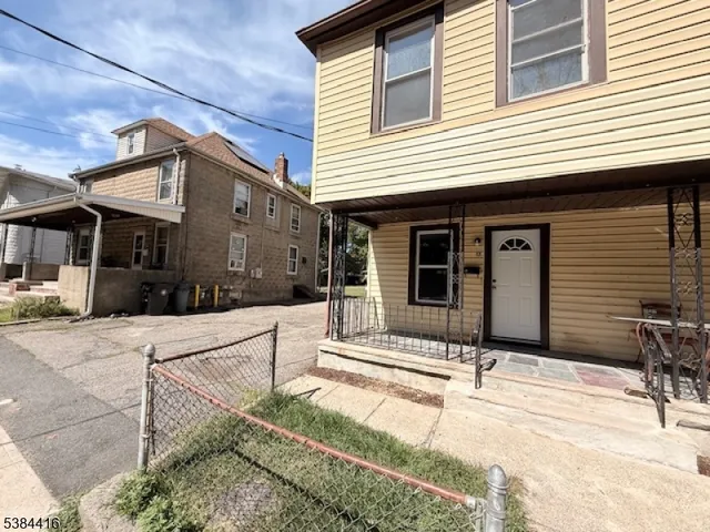 $2,300 | 17 Stoll Street, Netcong, NJ 07857