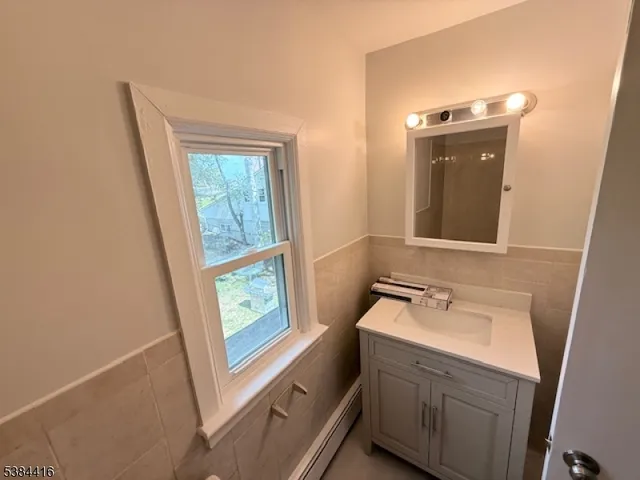 $2,300 | 17 Stoll Street, Netcong, NJ 07857