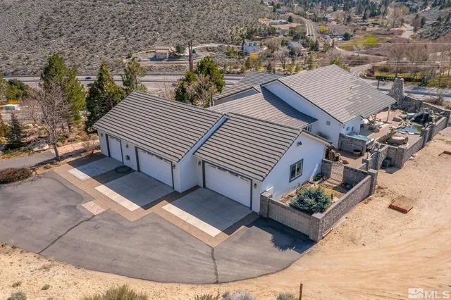 a view of a terrace with sitting area