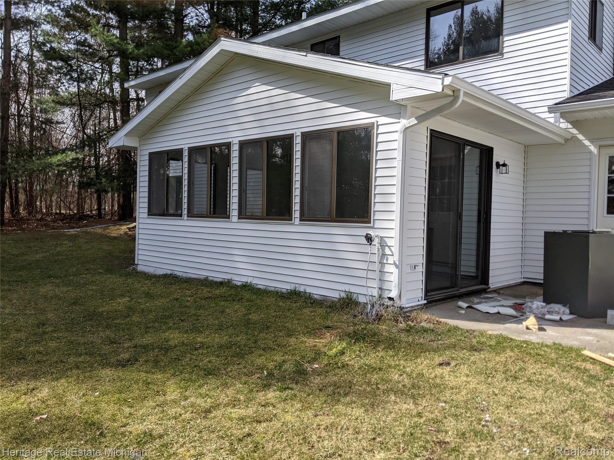 5640 Byron Road Howell, MI 48855 - Photo 6 of 7 PXL_20210325_155051072.MP