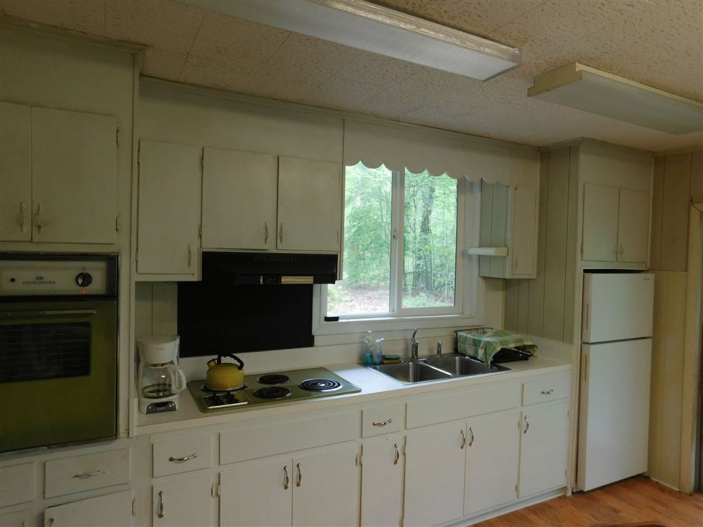 0 Lake Che-0-hee Road Tamassee, SC 29686 - Photo 20 of 36 Gallery Image 20