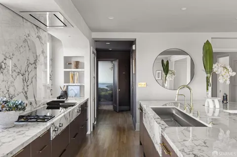 $2,195,000 | 244 Lakeside Drive, Unit 9, Oakland, CA 94612
