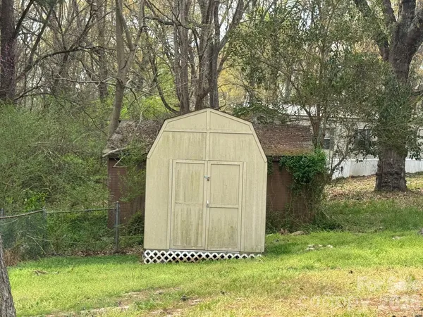 $160,000 | 3325 Statesville Boulevard, Salisbury, NC 28147