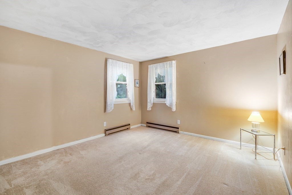 151 Westview Road Lowell, MA 01851 - Photo 21 of 42 Gallery Image 21