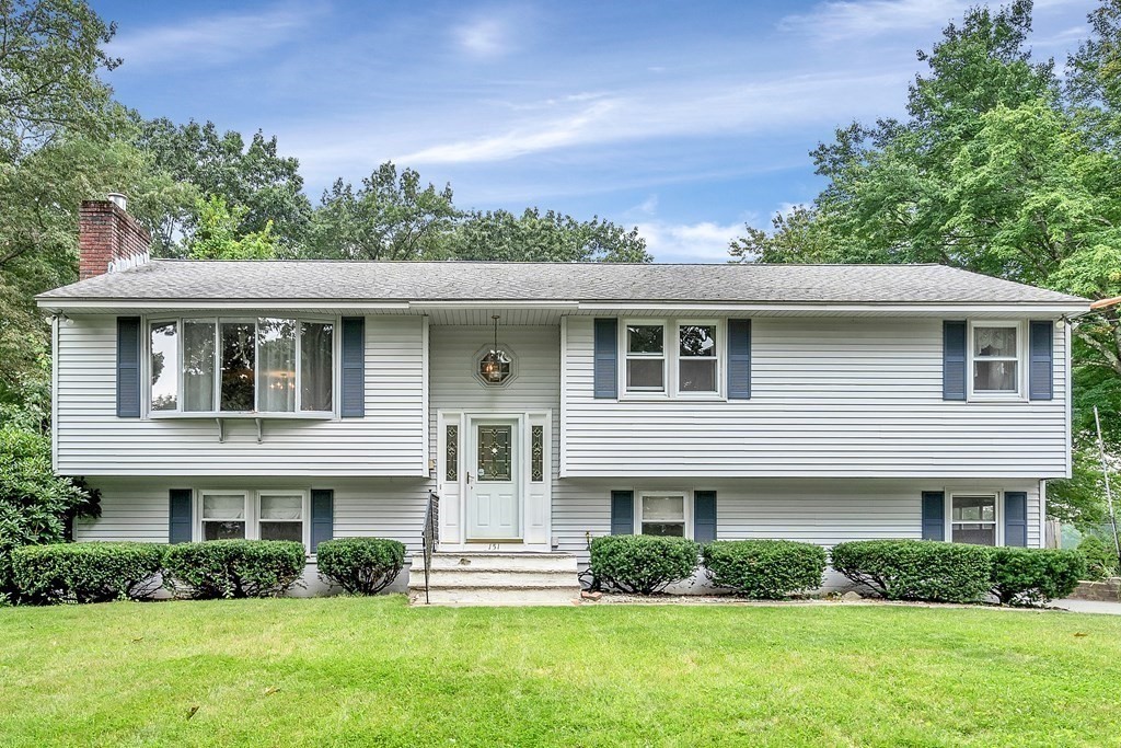 151 Westview Road Lowell, MA 01851 - Photo 36 of 42 Gallery Image 36