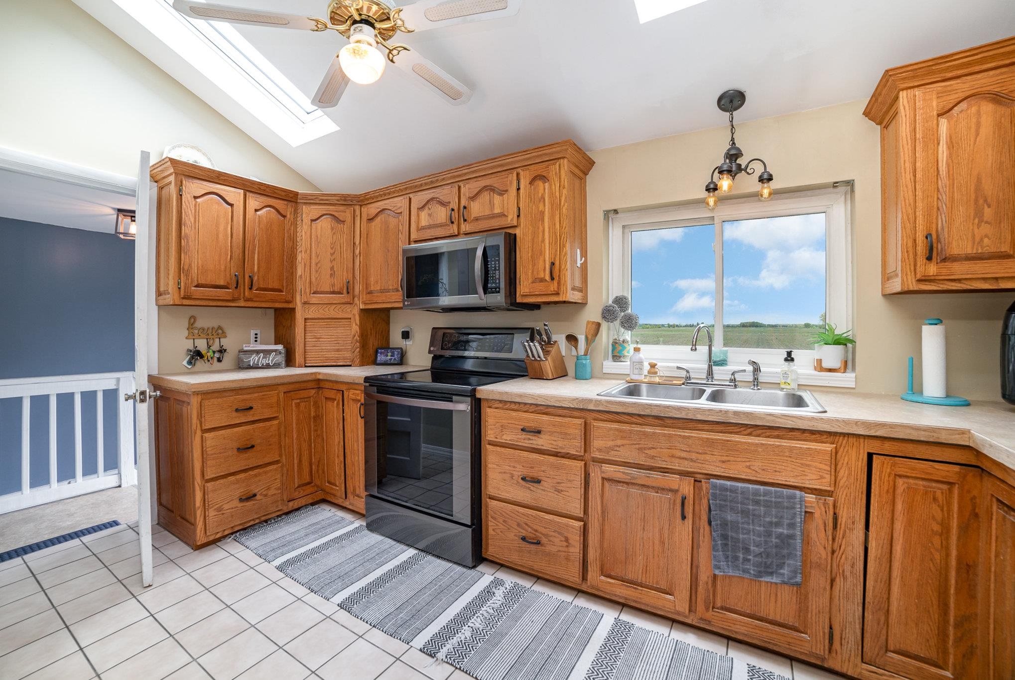 162 East Linwood Road Linwood, MI 48634 - Photo 9 of 26 Gallery Image 9