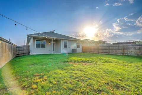 $2,300 | 4613 Tully Drive, Pflugerville, TX 78660