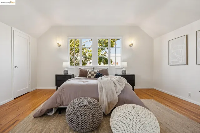 $709,000 | 2749 East 17th Street, Oakland, CA 94601