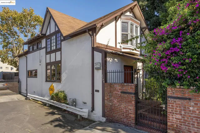 $709,000 | 2749 East 17th Street, Oakland, CA 94601