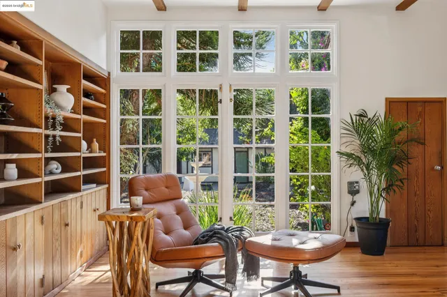 $709,000 | 2749 East 17th Street, Oakland, CA 94601