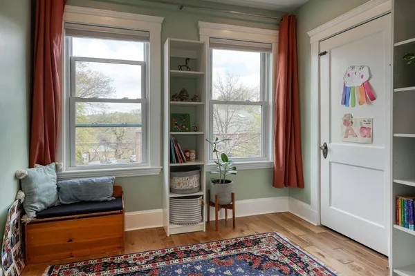 $825,000 | 52 Burnham Street, Unit 3, Belmont, MA 02478