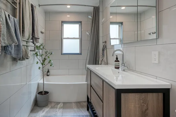 $825,000 | 52 Burnham Street, Unit 3, Belmont, MA 02478