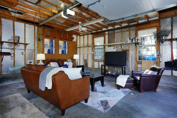 $825,000 | 52 Burnham Street, Unit 3, Belmont, MA 02478