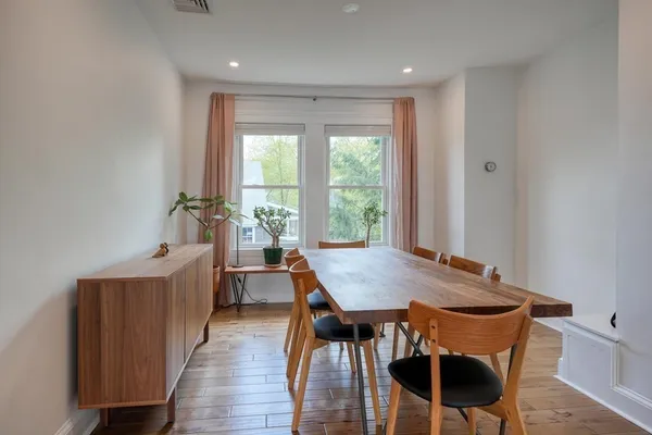 $825,000 | 52 Burnham Street, Unit 3, Belmont, MA 02478