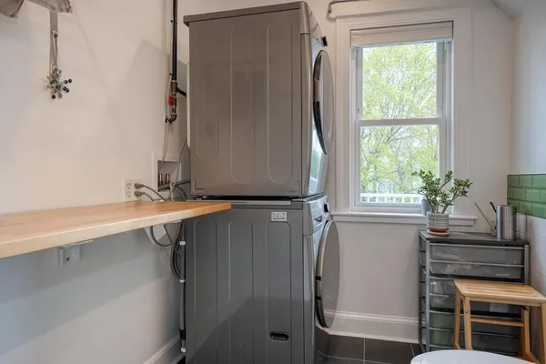 $825,000 | 52 Burnham Street, Unit 3, Belmont, MA 02478