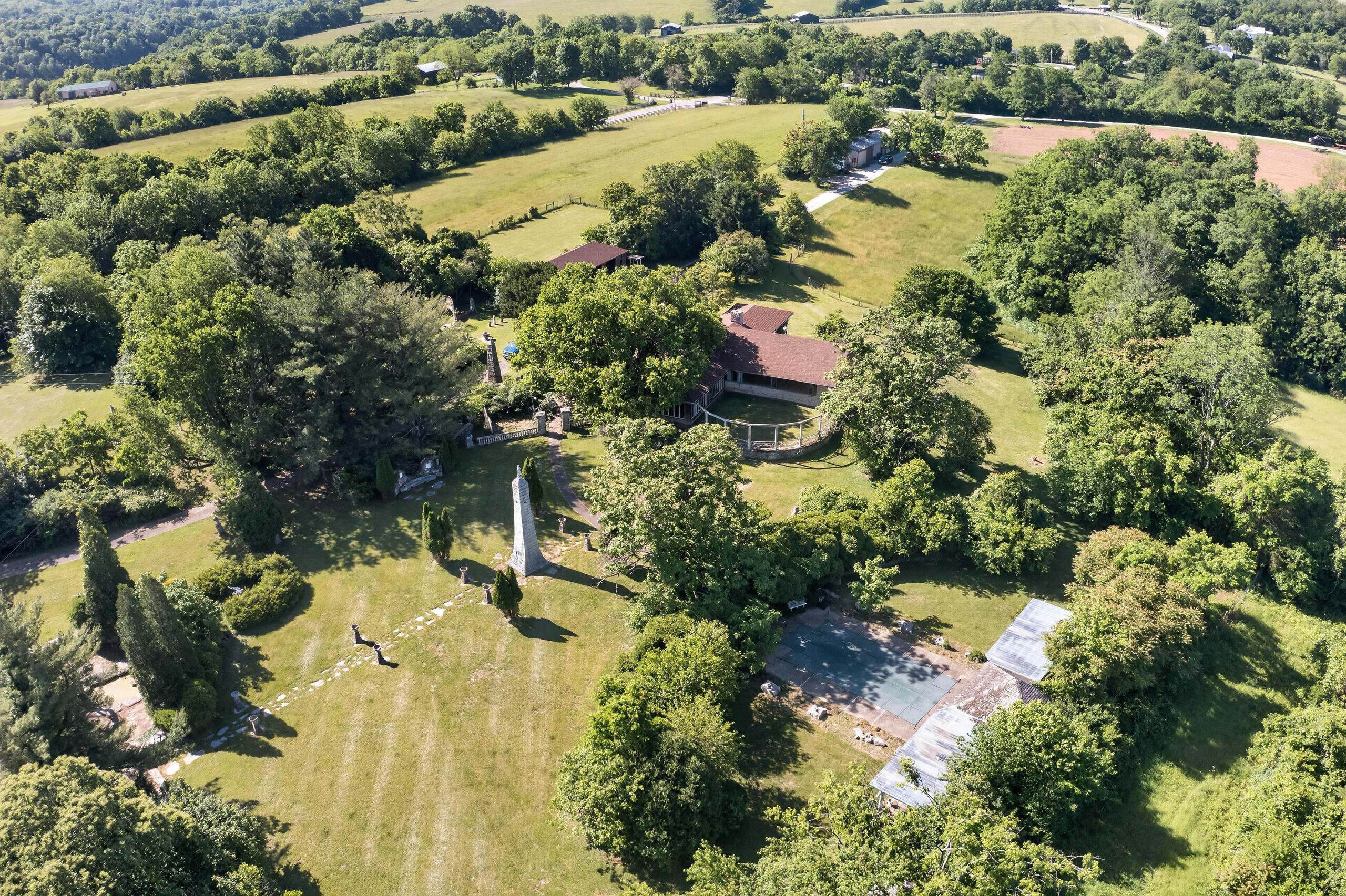 4351 Lexington Road Harrodsburg, KY 40330 - Photo 55 of 88 155