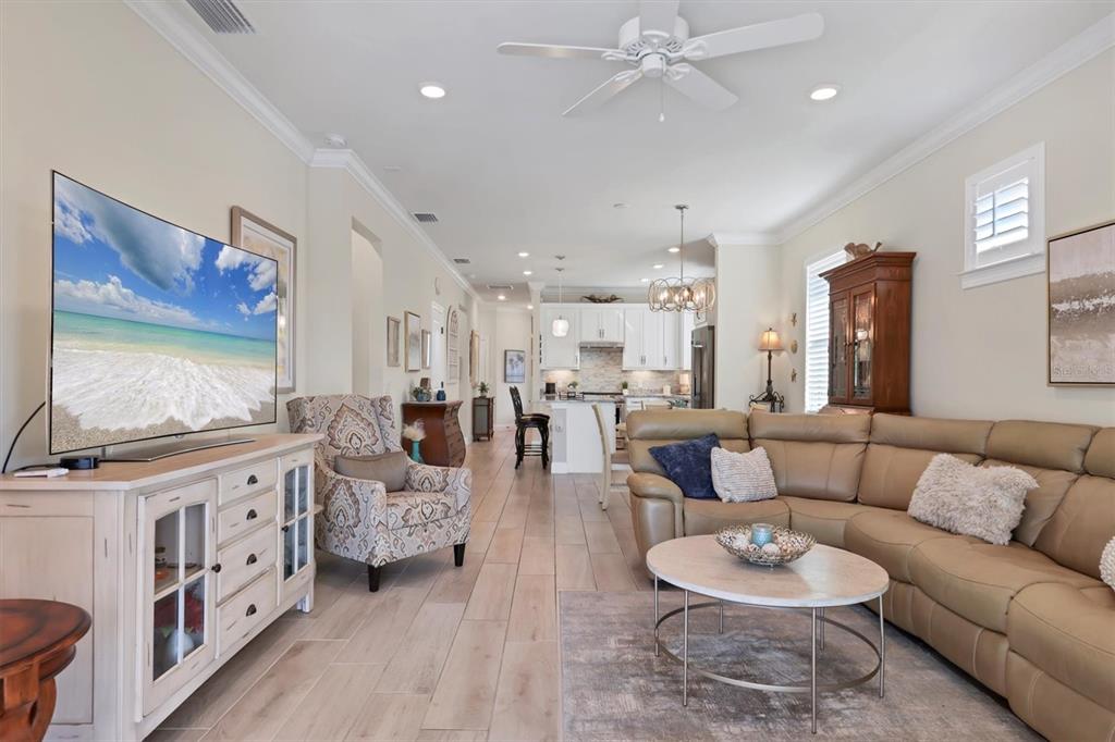 6918 Hanover Court Lakewood Ranch, FL 34202 - Photo 16 of 78