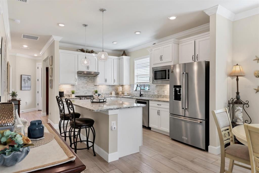 6918 Hanover Court Lakewood Ranch, FL 34202 - Photo 10 of 78