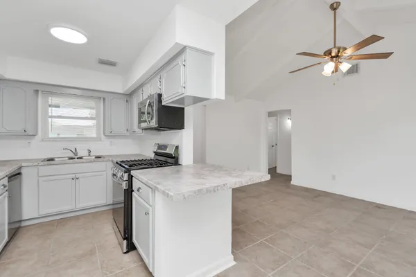 $1,750 | 12118 Ryewater Drive, Houston, TX 77089
