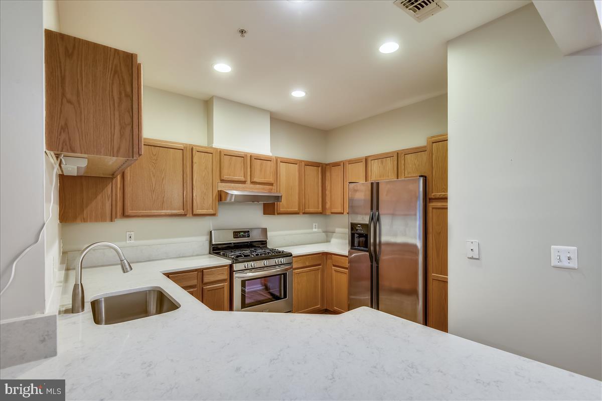 2931 Deer Hollow Way, Unit 102 Fairfax, VA 22031 - Photo 19 of 86