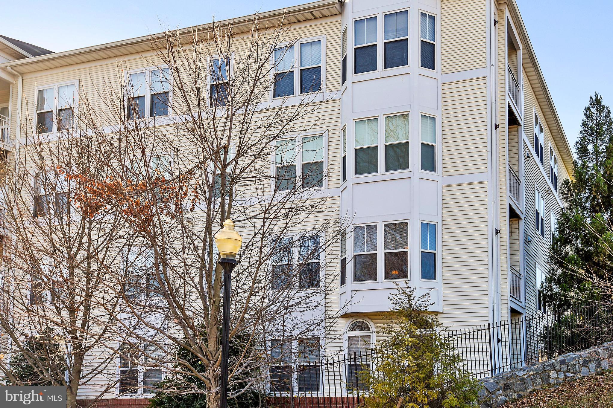 2931 Deer Hollow Way, Unit 102 Fairfax, VA 22031 - Photo 38 of 86