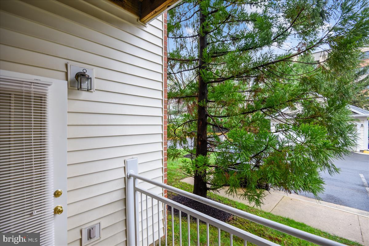 2931 Deer Hollow Way, Unit 102 Fairfax, VA 22031 - Photo 5 of 86