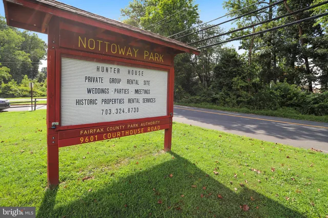 $2,250 | 2931 Deer Hollow Way, Unit 102, Fairfax, VA 22031